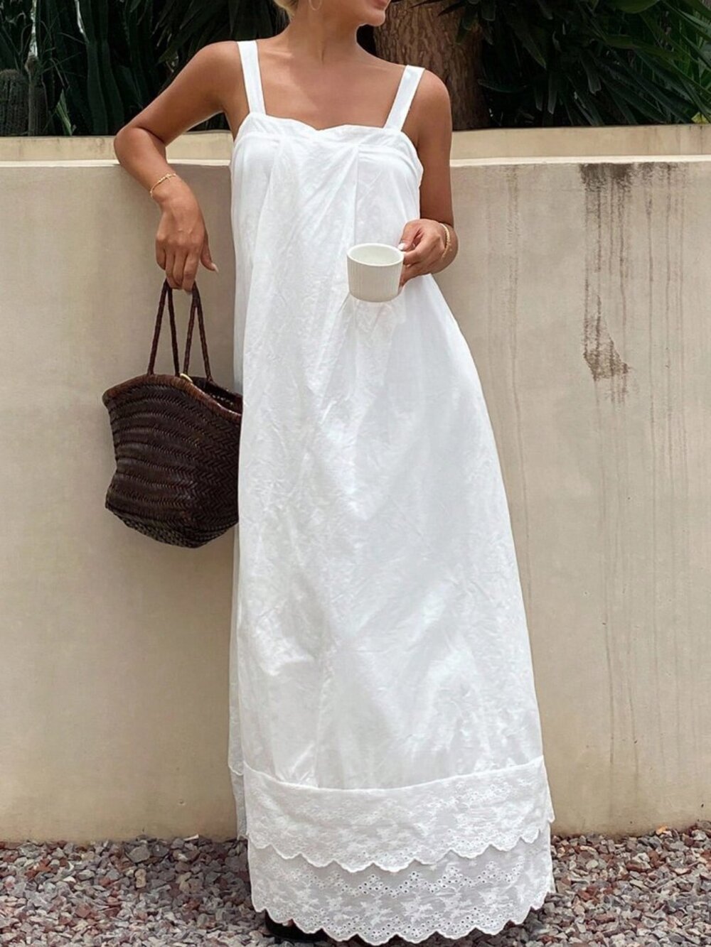 White Casual Women's Embroidery Detail Hem Maxi Dress - Picture 3 of 6